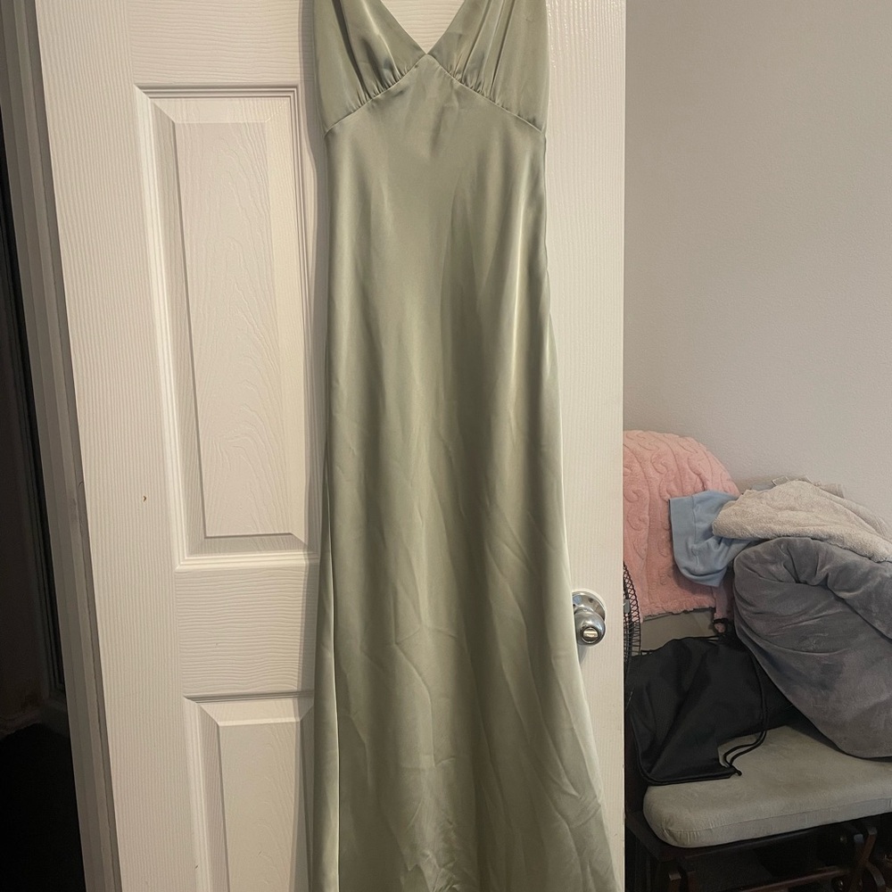 Elegant Sage Green Maxi Dress